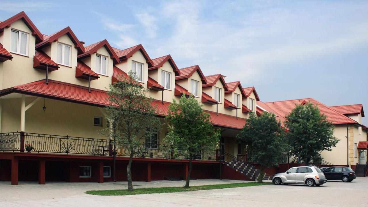 Korona Palace Leznica Wielka Exterior photo